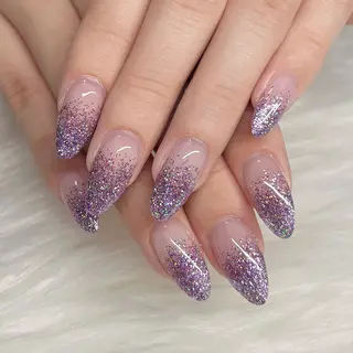 ネイル ⁸ᵃᵖᵖʸ🐝⋆゜ MöEのネイルデザイン