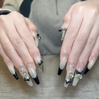 ネイル Mio_ Noiranailのネイルデザイン