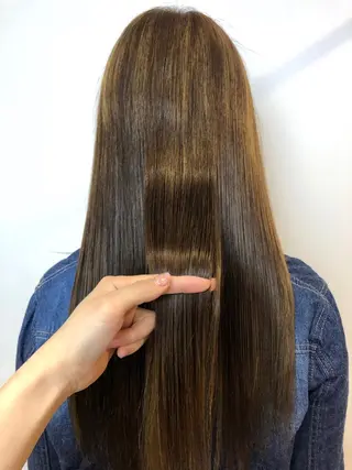 ロング カラー 青野 文香のヘアスタイル