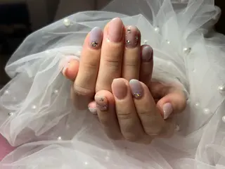 ネイル Ree所属・Ayumi (アユミ)のネイルデザイン