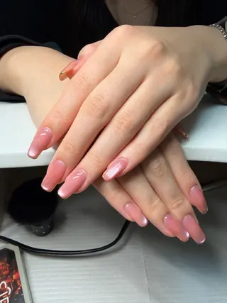 ネイル Tinails所属・Tinails (ティナネイル)のネイルデザイン