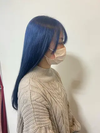 ロング 瀧下 唯のヘアスタイル