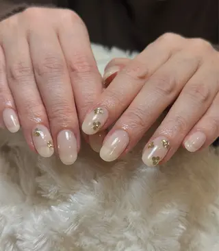 ネイル ビューティサロンMIORA所属・全てパラベース💅 MIORA_琴乃のネイルデザイン