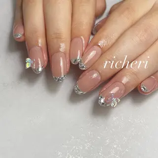 ミディアム ネイル richeri beautyのネイルデザイン