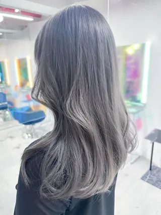 セミロング カラー BOX mico.のヘアスタイル