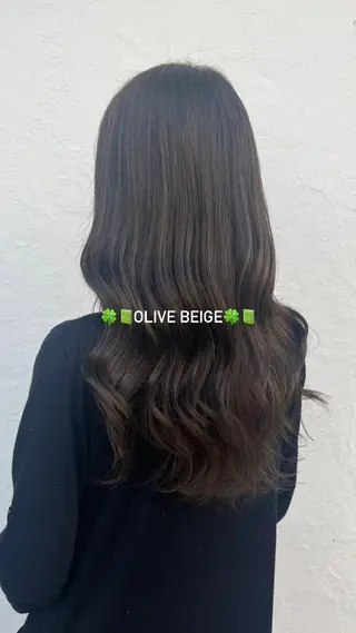 ロング カラー KOKORO 中村 朱里のヘアスタイル