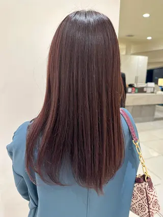 セミロング カラー タイトボブ個性派カラ ーAKANEのヘアスタイル