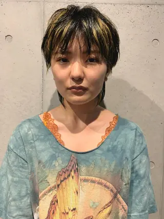 ショート カラー 似合わせウルフ/ レイヤー/山本祐輔のヘアスタイル