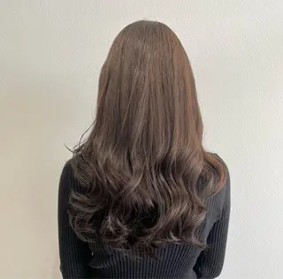 ロング カラー 透明感Color🩶 髪質改善 ユウナ🦋のヘアスタイル