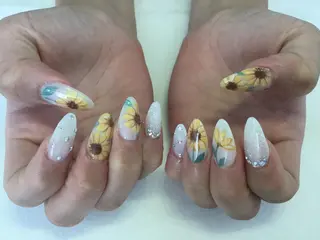 ネイル 💎🐰 saki. m 🐰💎のネイルデザイン