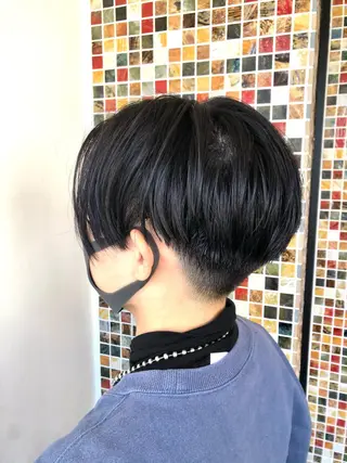 ショート 岩谷 愛依のヘアスタイル