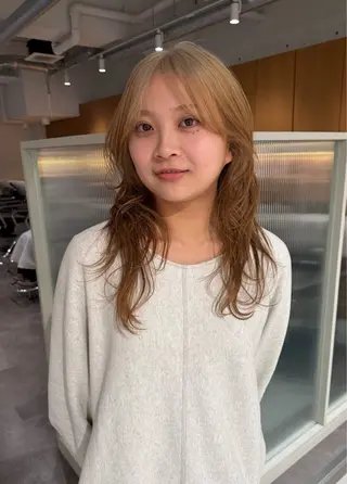 カラー ショート/ボブ /綾華のヘアスタイル