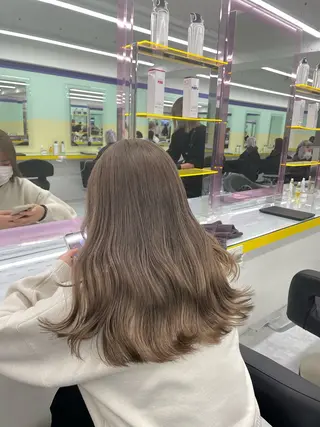 ミディアム カラー ヘアアレンジ 顔まわりカット の達人のヘアスタイル