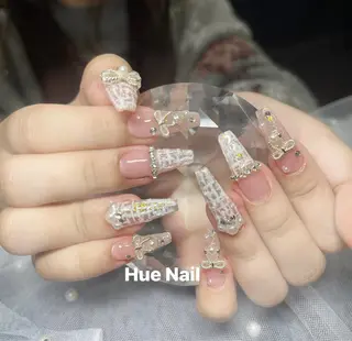 ミディアム HOANG NAILのネイルデザイン