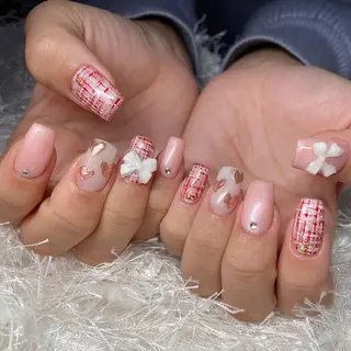 ネイル Nail&eye Belire 新宿のネイルデザイン