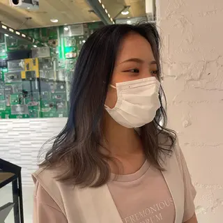 セミロング カラー nameless miichiのヘアスタイル