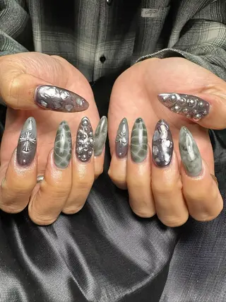 ネイル 上原 悠紀のネイルデザイン