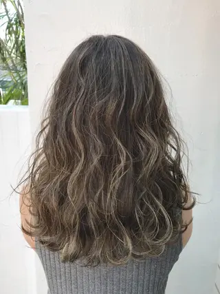 セミロング カラー メンズカット特化柏駅 徒歩3分LOUのヘアスタイル