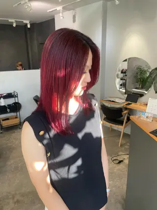 ミディアム 岸川 恭子のヘアスタイル