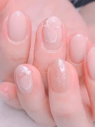 ミディアム ネイル 長さ出し専門 nynaのネイルデザイン