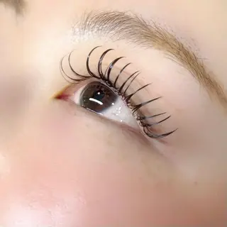 マツエク・マツパ AYUMI🦋 韓国束感lash🤍のマツエク・マツパデザイン