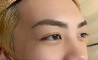 アイブロウ 💛LUNELLA MIKU💛のマツエク・マツパデザイン