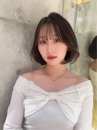 ミディアム カラー ヘアアレンジ ARIA💎縮毛矯正 ブリーチ💎複雑履歴のヘアスタイル