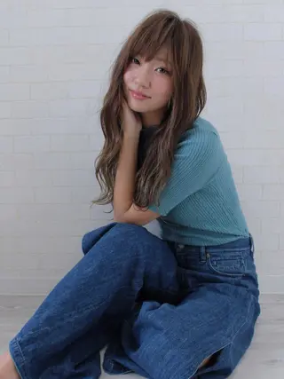 ロング カラー 小濱 秀人のヘアスタイル