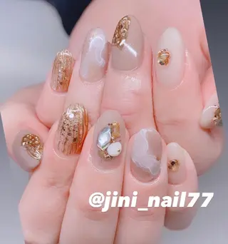 ネイル JINI NAIL所属・ジニ ネイルのネイルデザイン