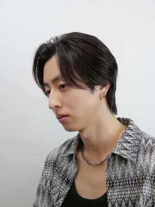 メンズ フェザー/毛流れ/ パーマ渋谷BLUCKのヘアスタイル