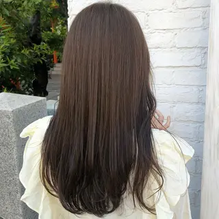 ロング カラー 原田 彩花のヘアスタイル