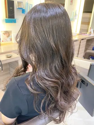 ロング カラー ✨️ハイトーン/ 艶髪/関澤敦人のヘアスタイル