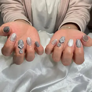 ネイル うにゃねいる🌷 Mayaのネイルデザイン