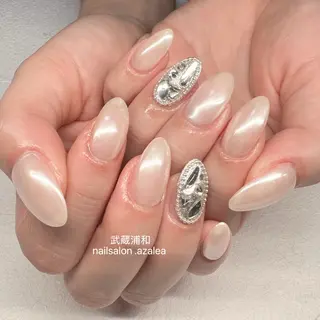 ネイル R inのネイルデザイン