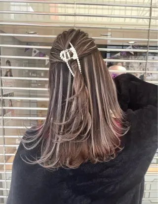 ロング 吉田 歩のヘアスタイル