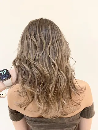 ミディアム カラー 美髪改善×シールエク ステ/ヨシモトカンジのヘアスタイル