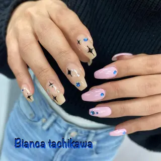 ネイル Bianca 立川店 小川のネイルデザイン