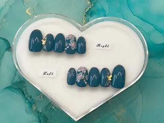 ネイル Regene ARAKIのネイルデザイン