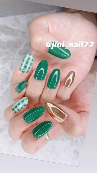 ネイル JINI NAIL所属・ジニ ネイルのネイルデザイン