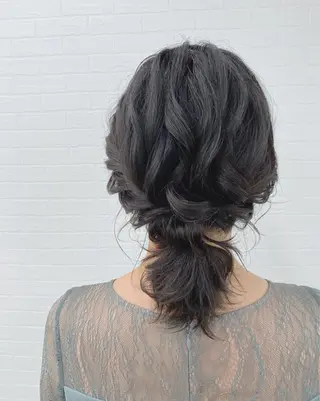 ミディアム ヘアアレンジ GRANLUSSO 〜グランルッソ駅前店所属・木口 嘉美のヘアスタイル