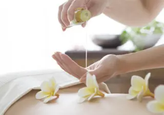 rasera所属・rasera コラボ予約のネイルデザイン