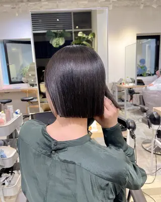 ショート 川本 裕🌿のヘアスタイル