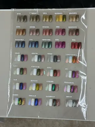 ネイル 渋谷TerraBlue所属・あゆみ 💅🏻のネイルデザイン