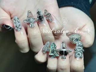 ネイル E.N🦋 長さ出し/持ち込みのネイルデザイン