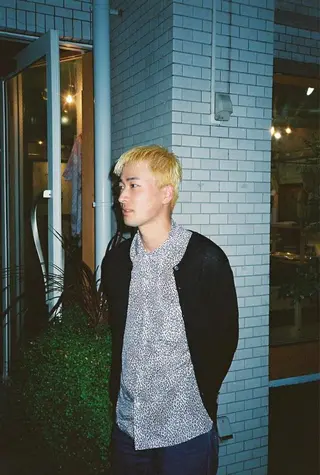 ミディアム mikyo所属・アキモト フウガのヘアスタイル