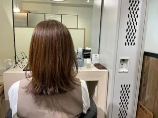 セミロング カラー シェールピエール所属・Laf かおりのマツエク・マツパデザイン