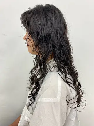ロング パーマ 🌀リリアのヘアスタイル