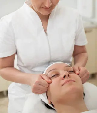 NOEVIR Beauty Studio〜La ruelle〜所属・okamoto yoshikoのエステ・リラクイメージ