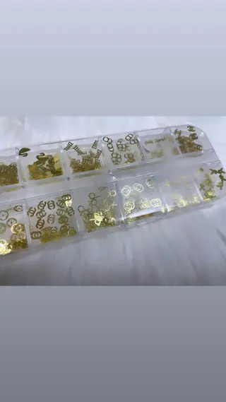 ネイル BINERVA所属・BINERVA nail salonのネイルデザイン