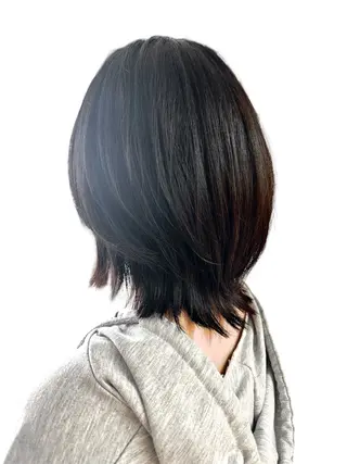 ミディアム ⭐️レイヤーカット 大人気　三澤康司⭐️のヘアスタイル